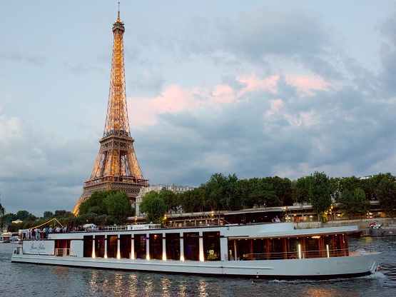 River palace Tour Eiffel 