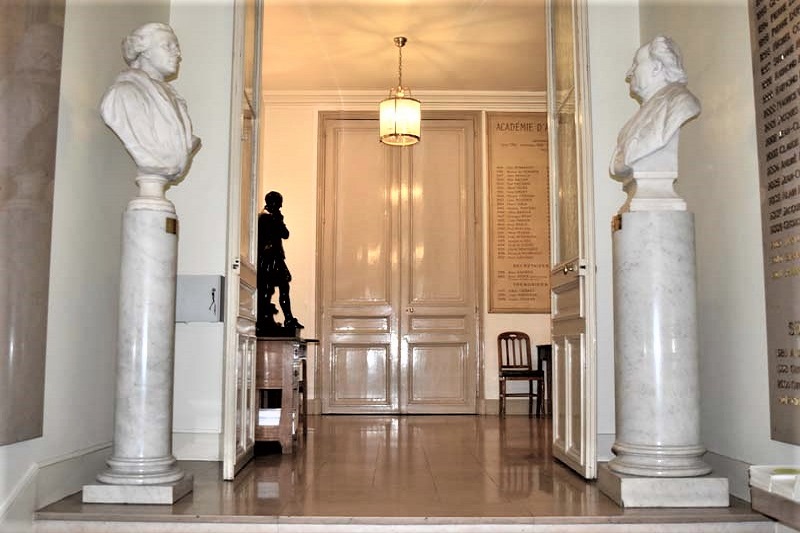 Petit Salon-3
