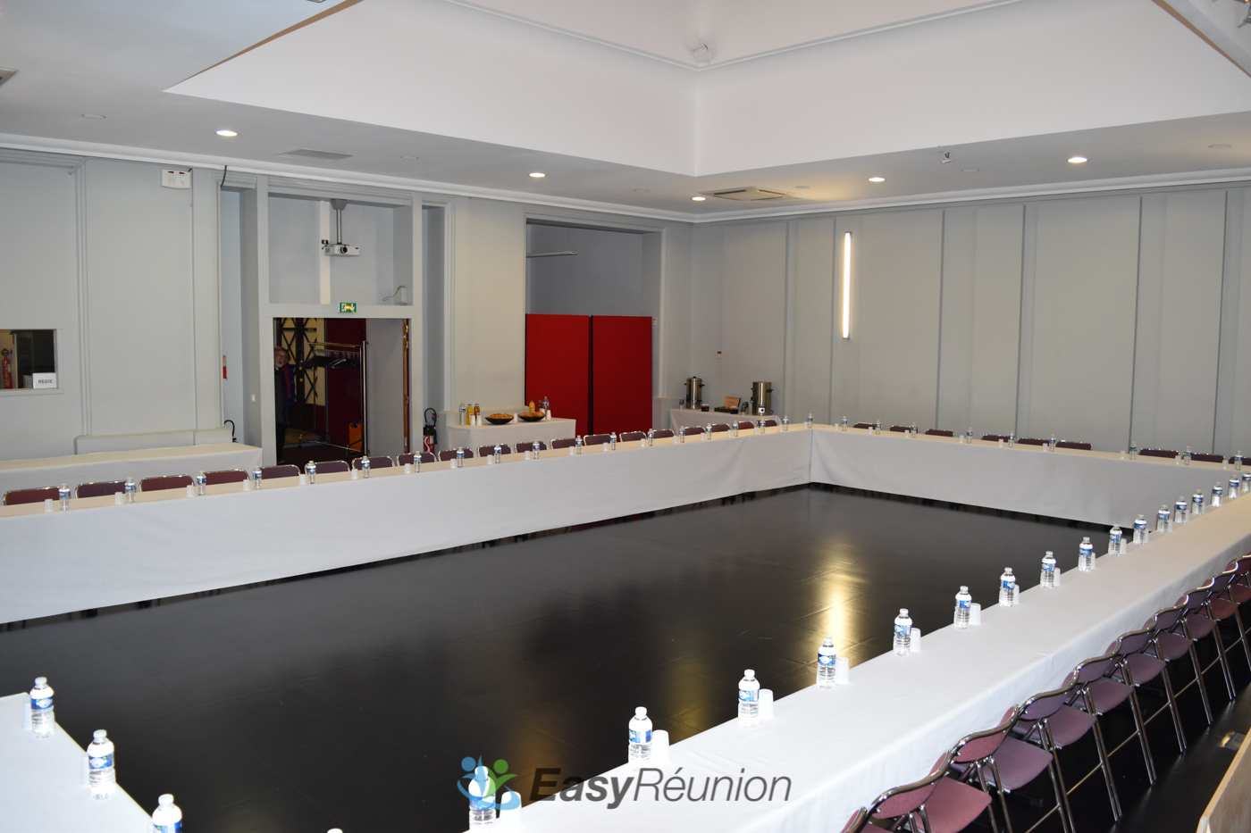 La grande salle "Léon Bourgeois"-4